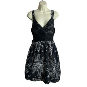 Kieu's Black Babydoll Floral Sleeveless‎ Dress Tie Waist Medium Y2K Coquette